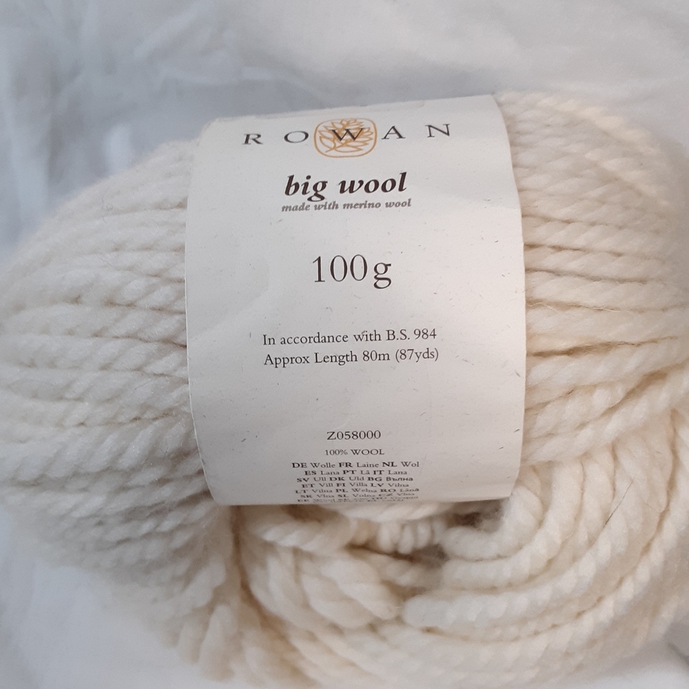 Wool yarn - Picture 9 of 9